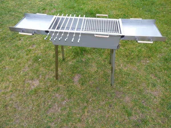 Ablage für Grill Mangal aus Edelstahl Ablage für Grill Mangal aus Edelstahl