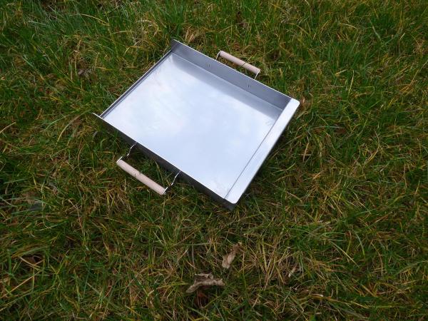 Ablage für 800er Mangal Grill aus Edelstahl Ablage für 800er Mangal Grill aus Edelstahl