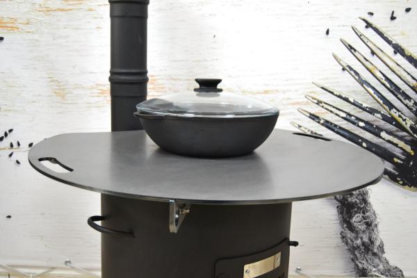 Feuerplatte / Plancha Ø 70 cm mit Aussparung für Tandoor mit Deckel / Utschak mit Abzugsrohr