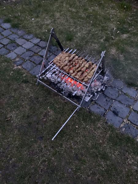 Mobiler Grillständer aus Stahl (ST37) für Lagerfeuer & Feuerstelle