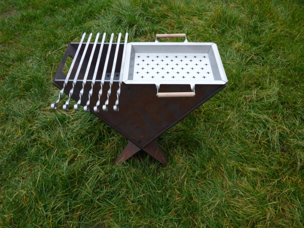 Schaschlik Grill, Mangal & Feuerkorb aus 6 mm Stahl (ST37) Schaschlik Grill, Mangal & Feuerkorb aus 6 mm Stahl (ST37)